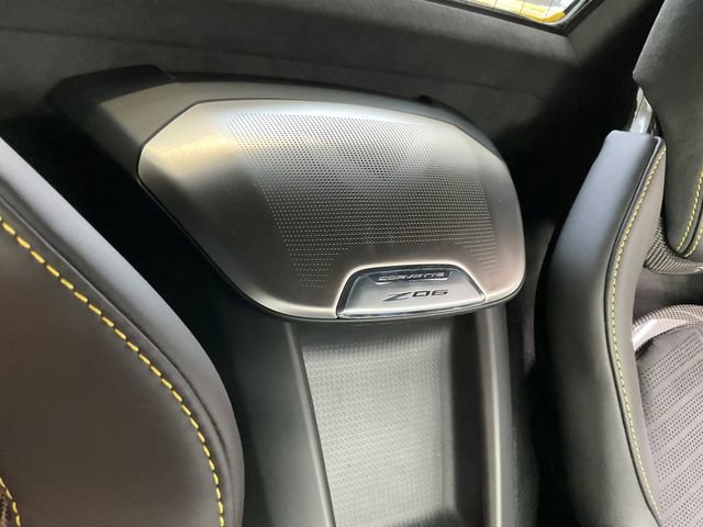 Used 2025 Chevrolet Corvette Z06 RWD image 25