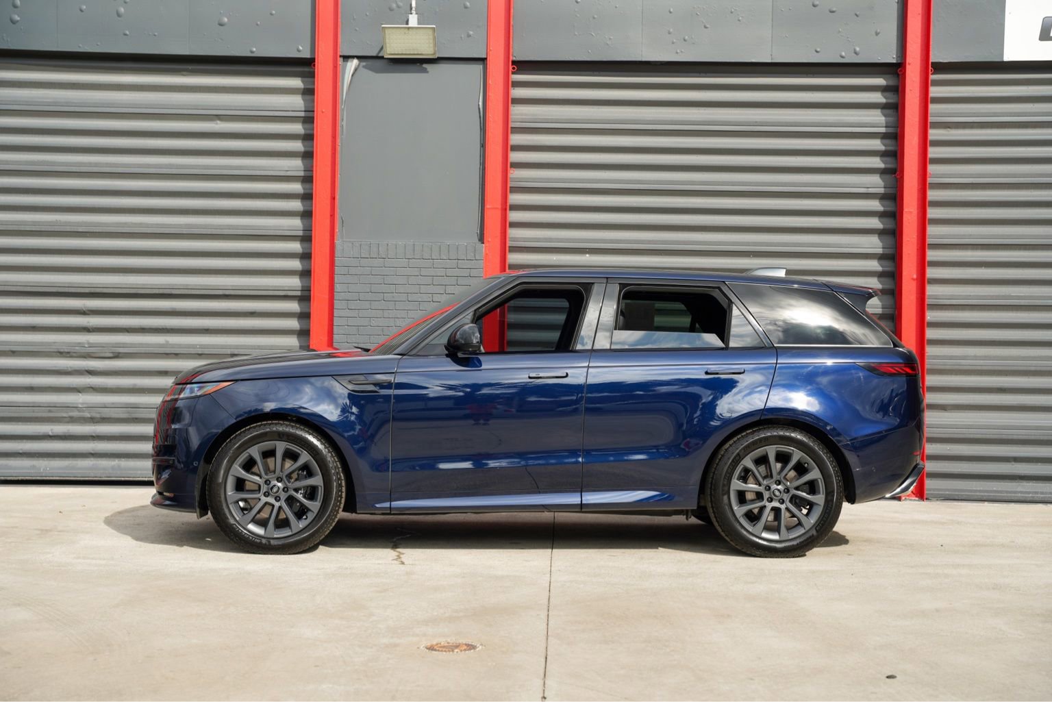 Used 2023 Land Rover Range Rover Sport SE Dynamic AWD/4WD image 7