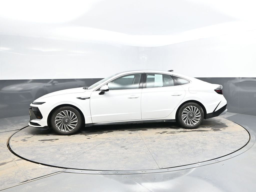 Used 2024 Hyundai Sonata Limited image 4