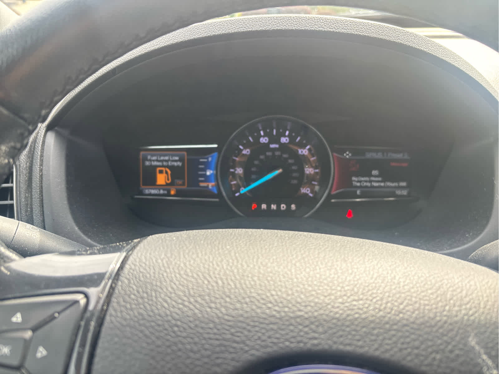 Used 2019 Ford Explorer XLT w/ Equipment Group 202A image 9