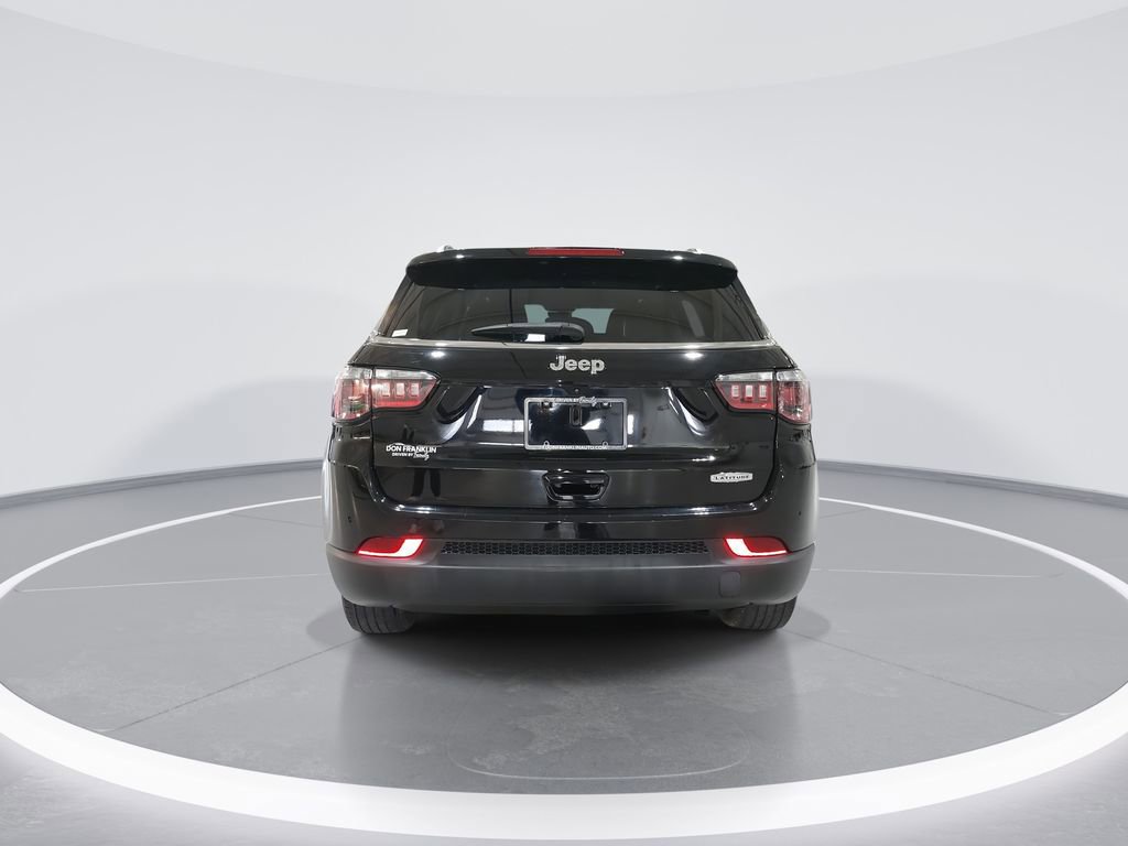 Used 2022 Jeep Compass Latitude image 7