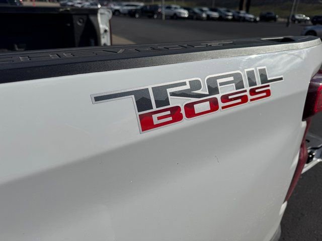 Used 2021 Chevrolet Silverado 1500 LT Trail Boss w/ Bed Protection Package image 6
