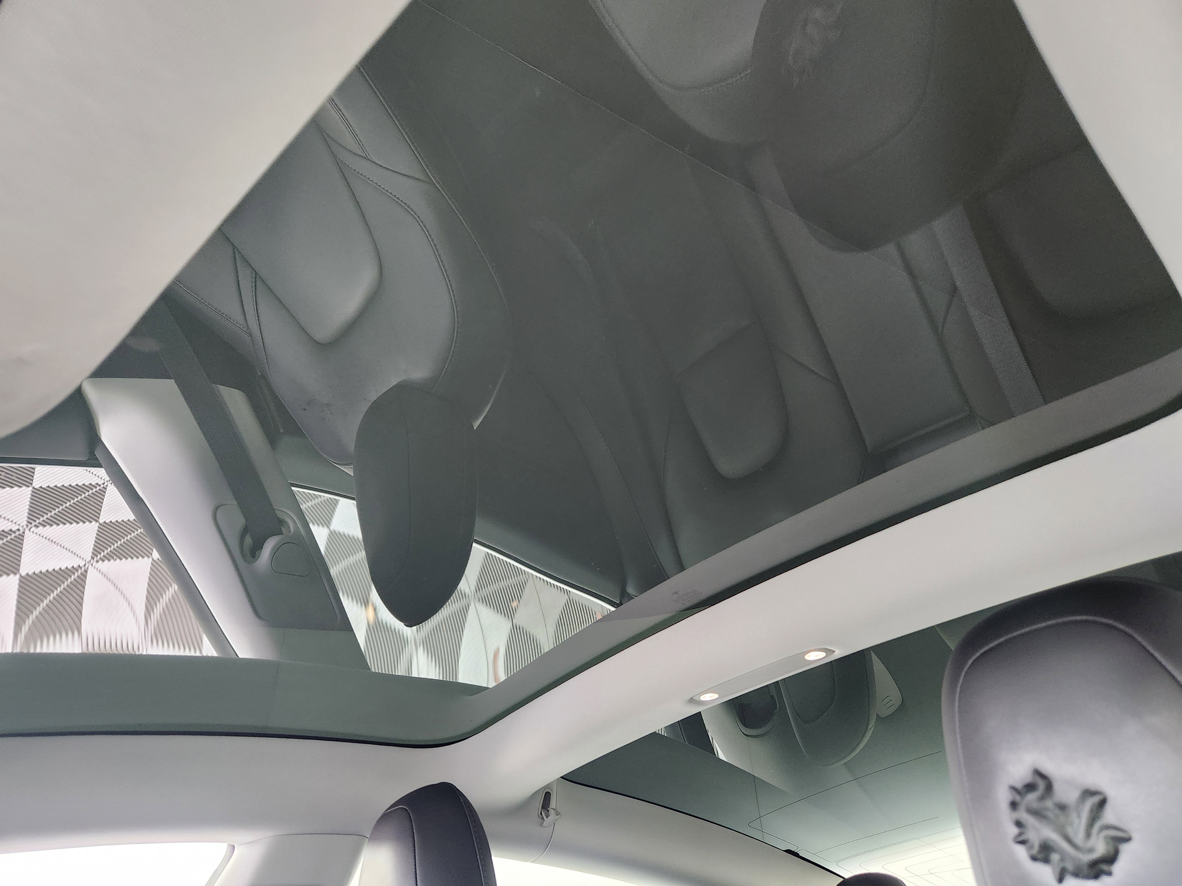 Used 2020 Tesla Model 3 Long Range image 18