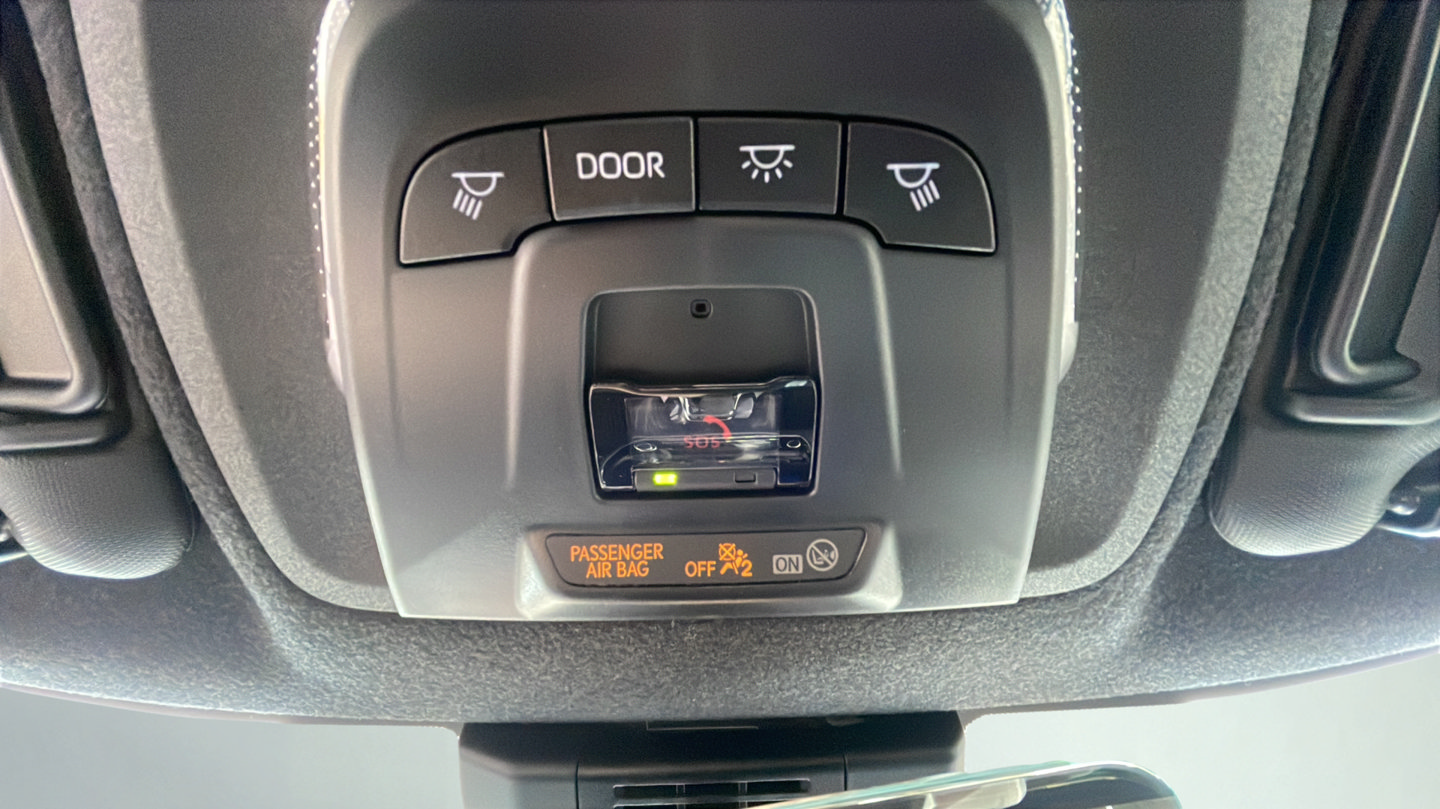 Certified 2025 Toyota Corolla SE w/ Convenience Package FWD image 46