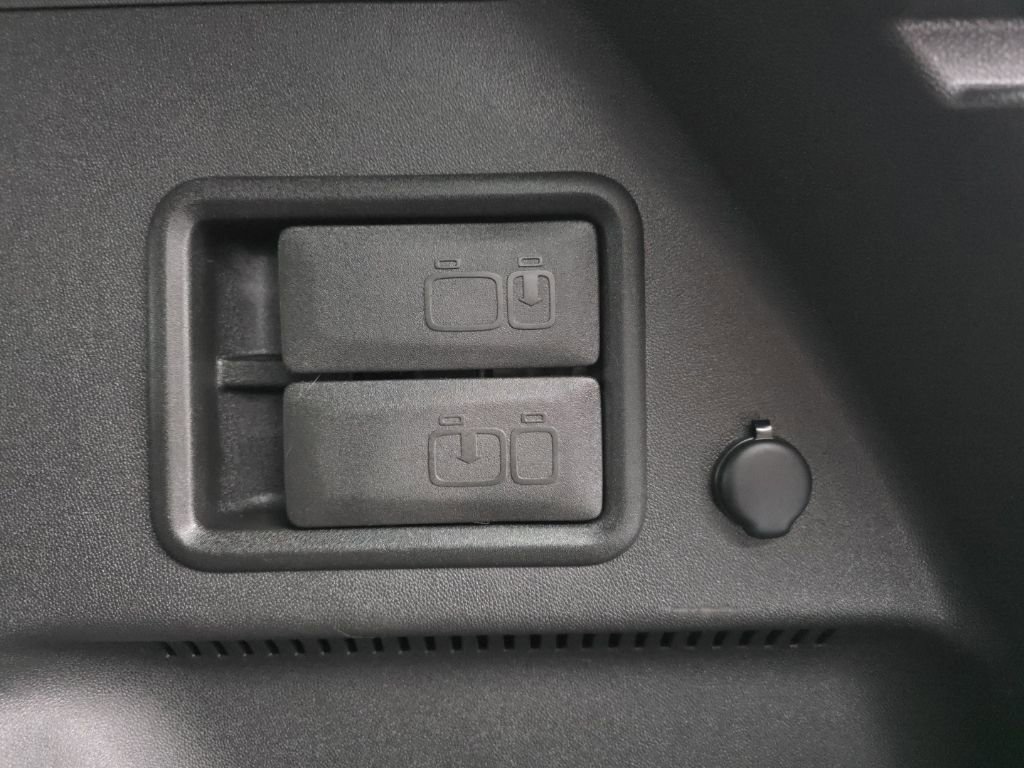 Certified 2023 Chevrolet Equinox RS image 51