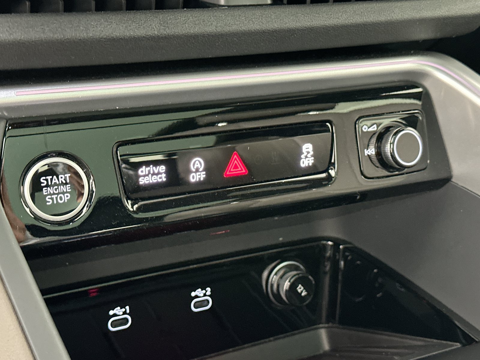 Certified 2025 Audi Q5 Premium w/ Premium Plus AWD/4WD image 25