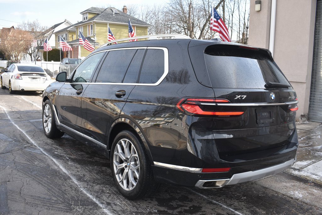 Used 2025 BMW X7 xDrive40i image 8