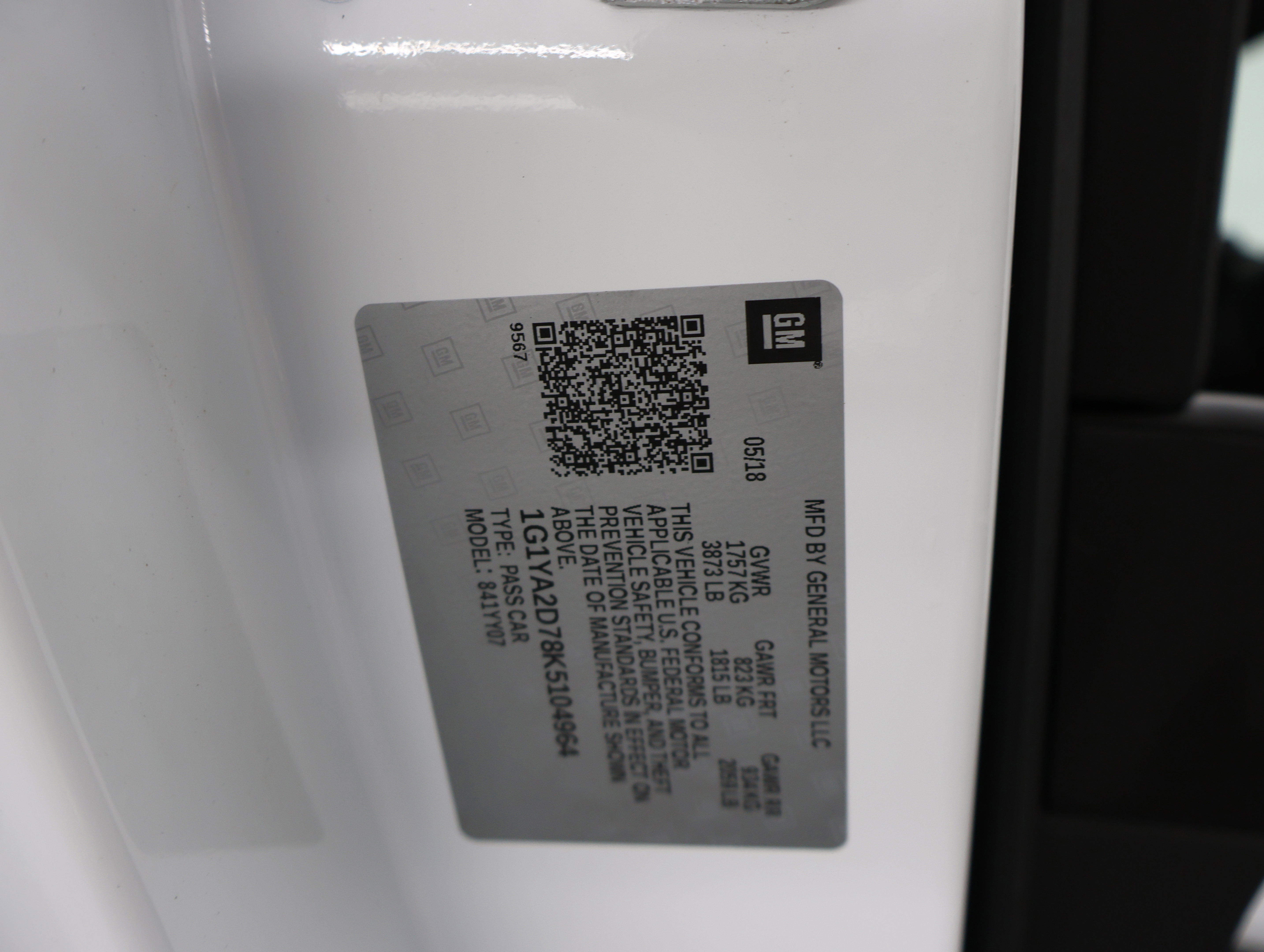 Used 2019 Chevrolet Corvette Stingray Coupe w/ 1LT RWD image 46