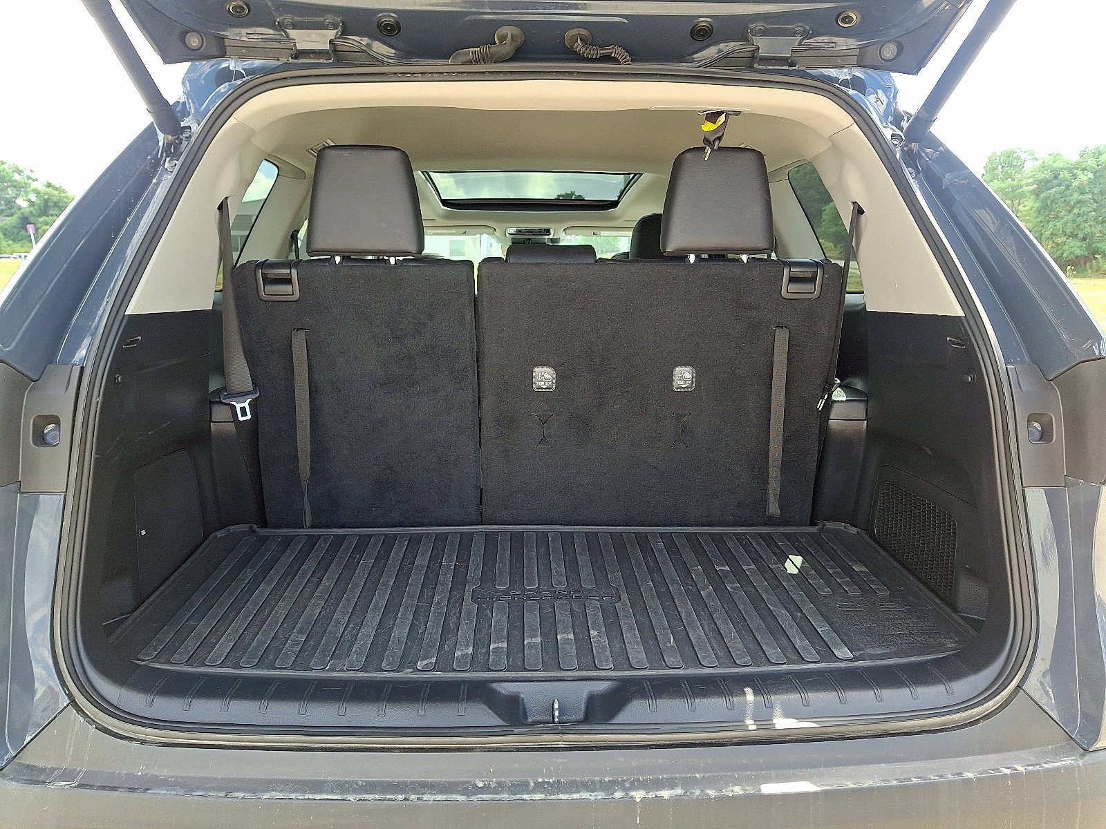 Used 2024 Toyota Grand Highlander AWD image 28