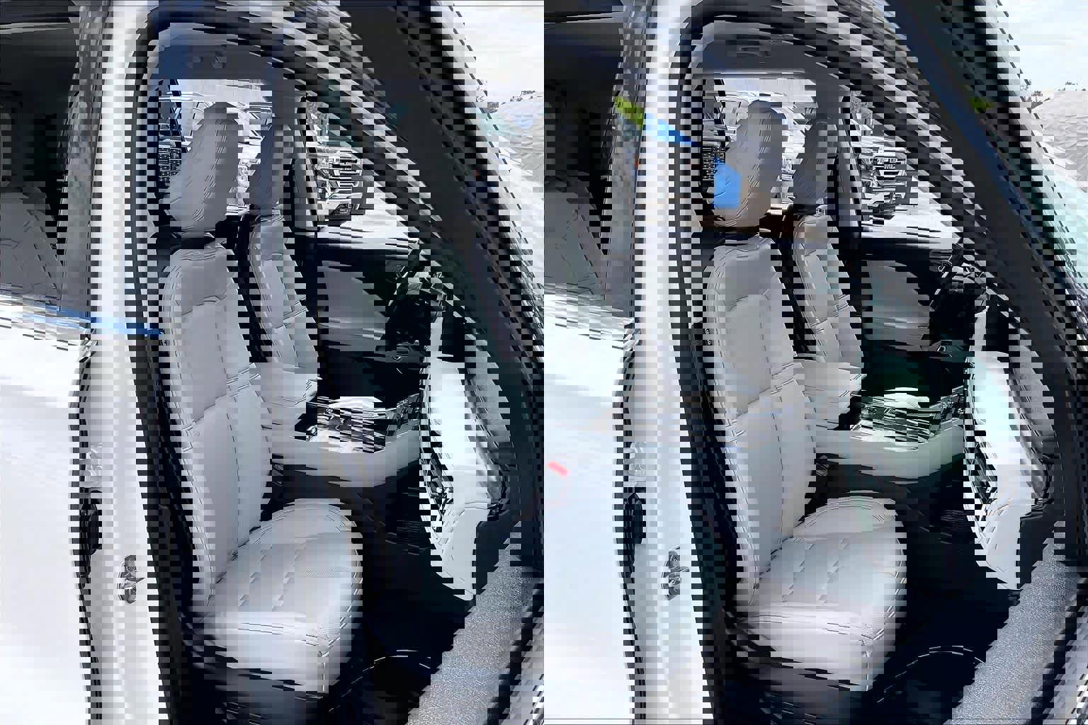 Used 2026 Lincoln Aviator 2WD image 9