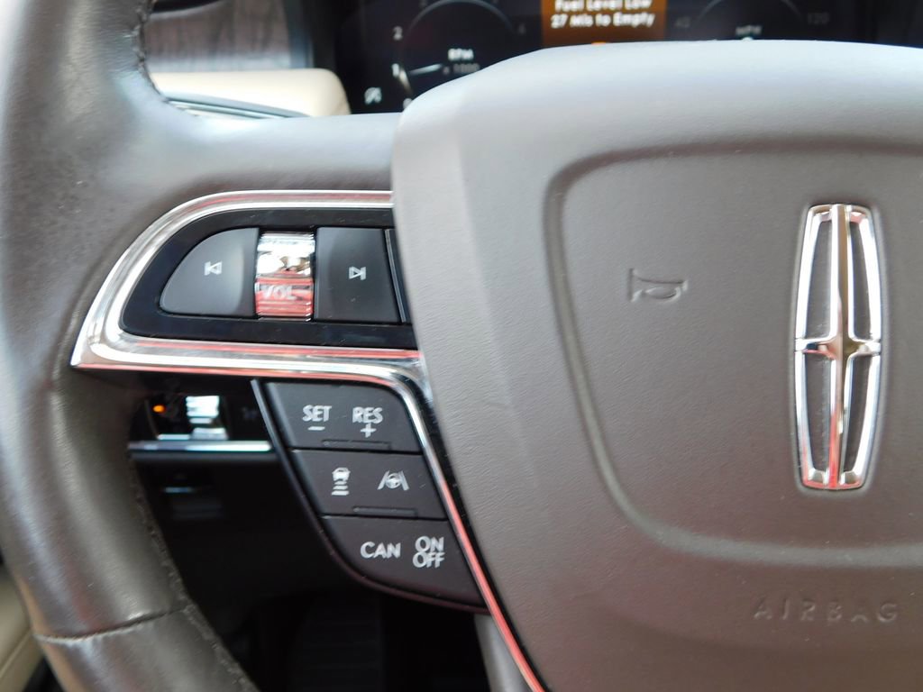 Used 2021 Lincoln Nautilus Reserve w/ Equipment Group 201A image 31