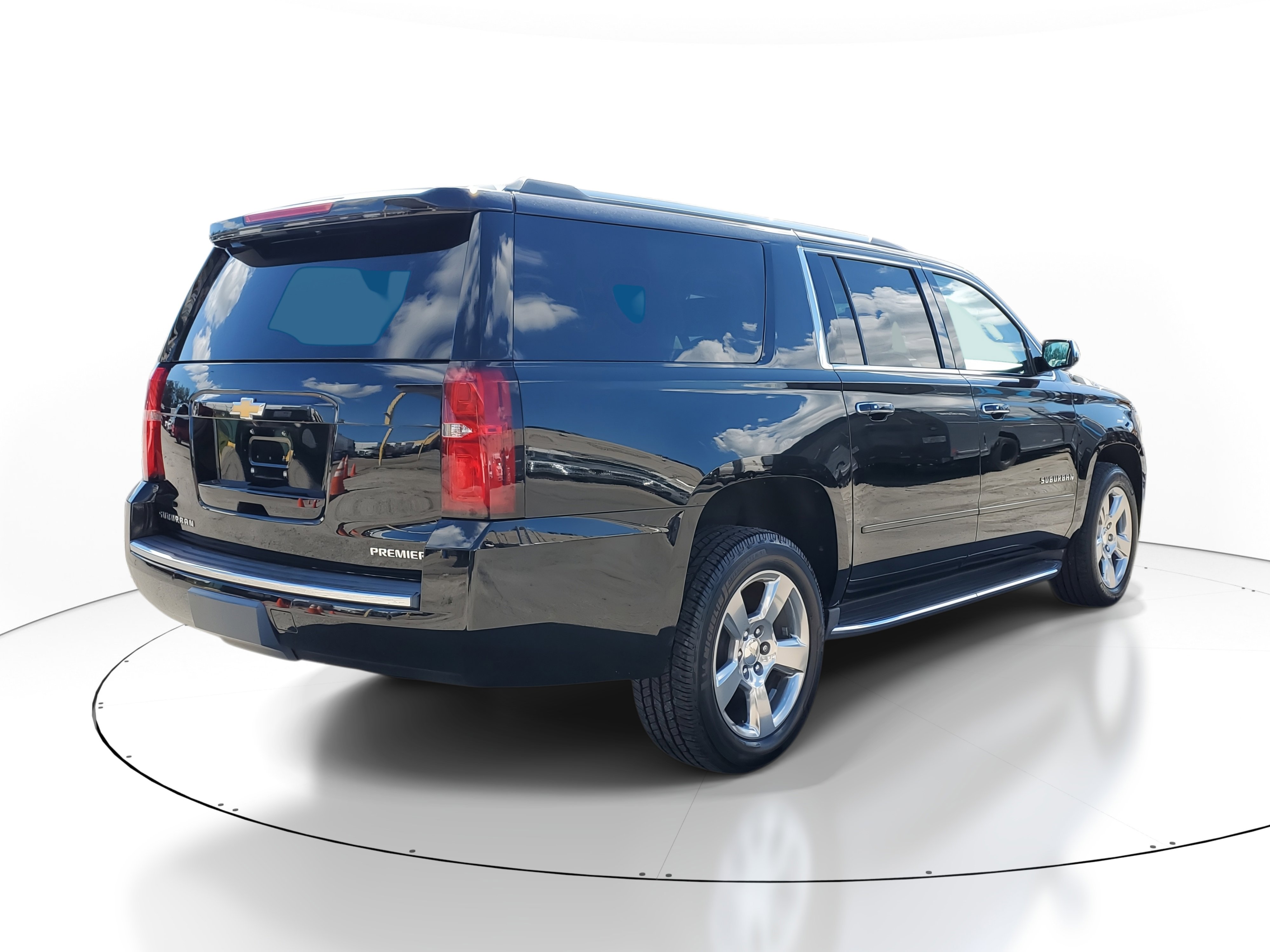 Used 2020 Chevrolet Suburban Premier w/ Max Trailering Package image 6
