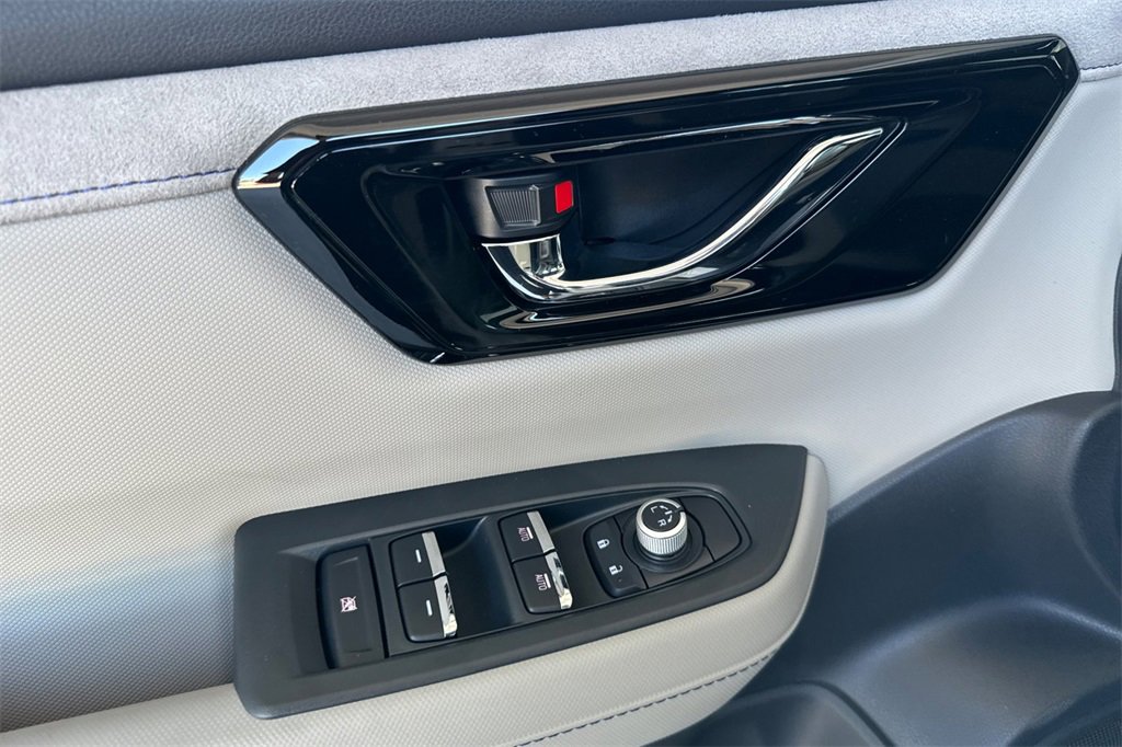 New 2025 Subaru Forester Limited image 9