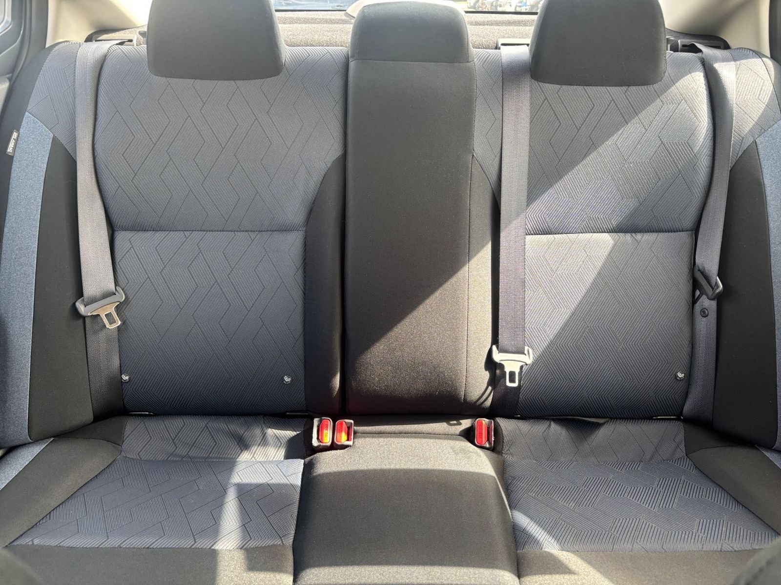 Used 2025 Nissan Versa SV FWD image 36