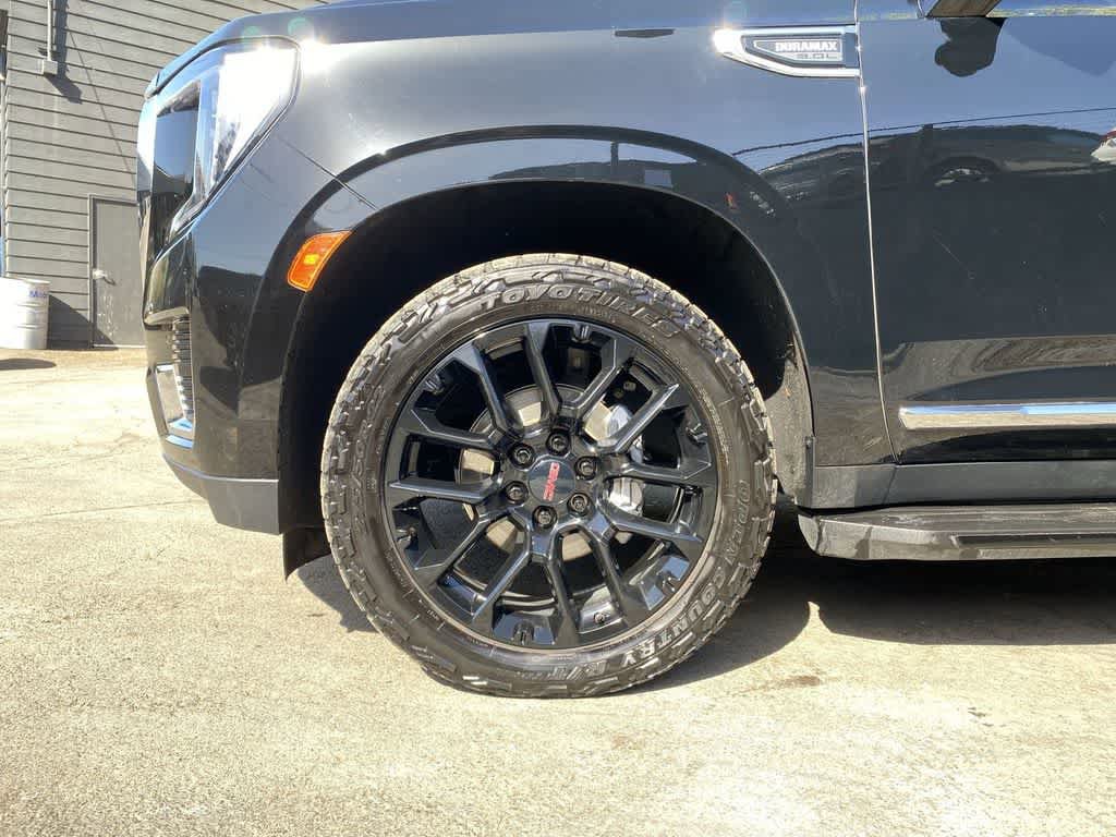 Used 2023 GMC Yukon SLT w/ SLT Premium Package AWD/4WD image 10