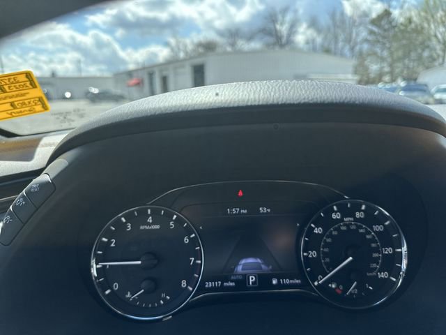 Used 2023 INFINITI QX80 Sensory w/ Cargo Package AWD/4WD image 12