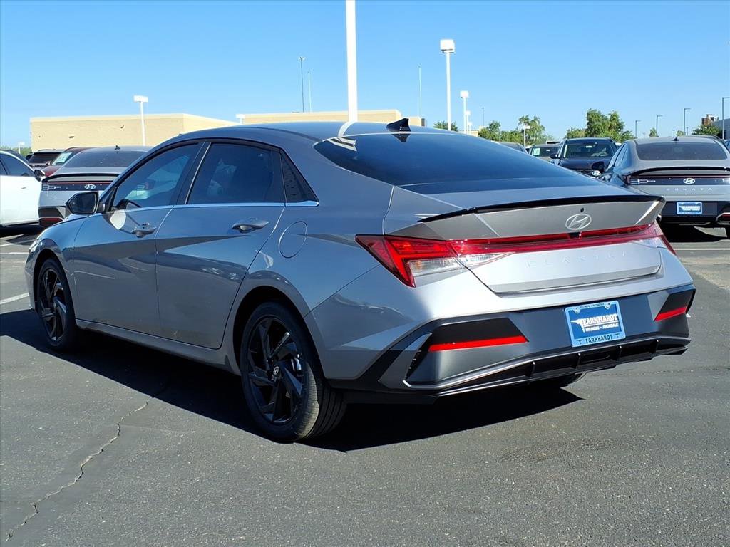 New 2026 Hyundai Elantra SEL Sport Premium image 2