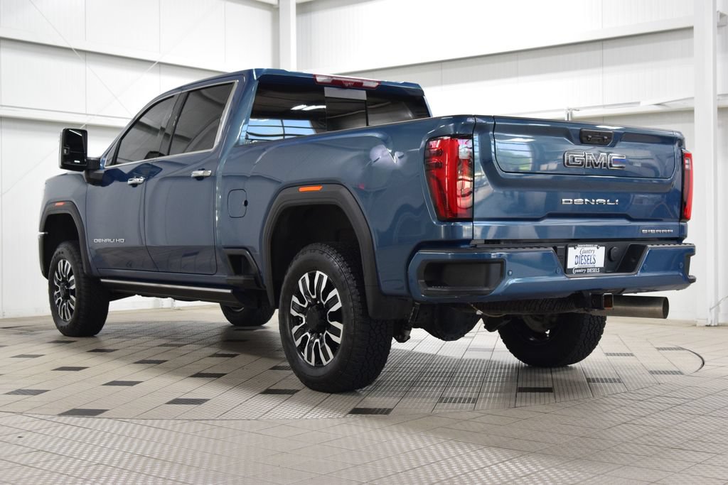 Used 2025 GMC Sierra 2500 Denali Ultimate AWD/4WD image 5