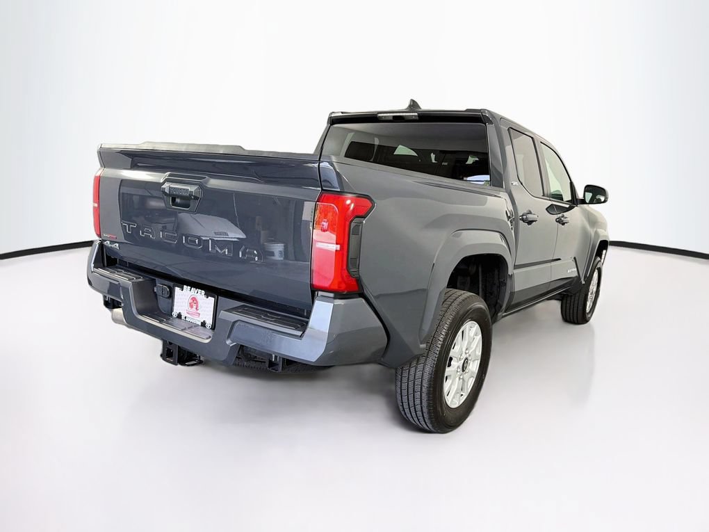 Used 2025 Toyota Tacoma SR5 AWD/4WD image 10