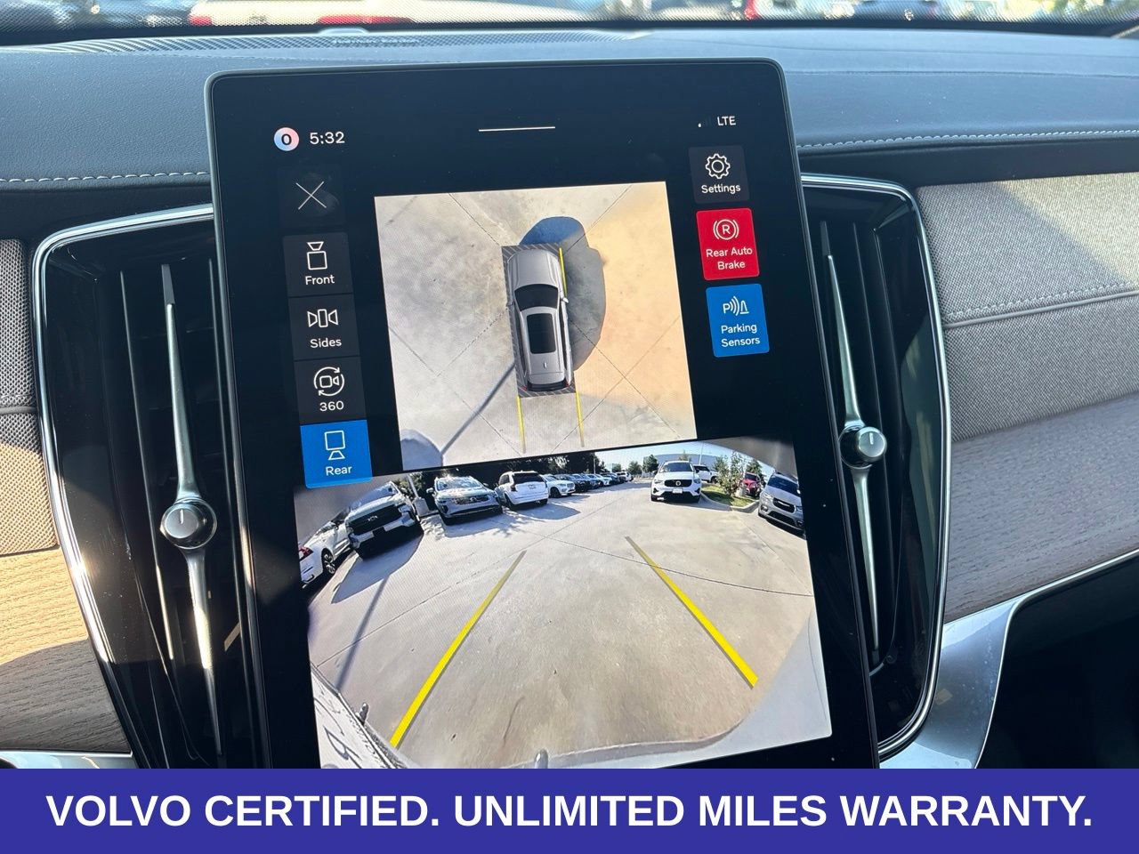 Certified 2026 Volvo XC90 B6 Plus w/ Protection Package Premier AWD/4WD image 23