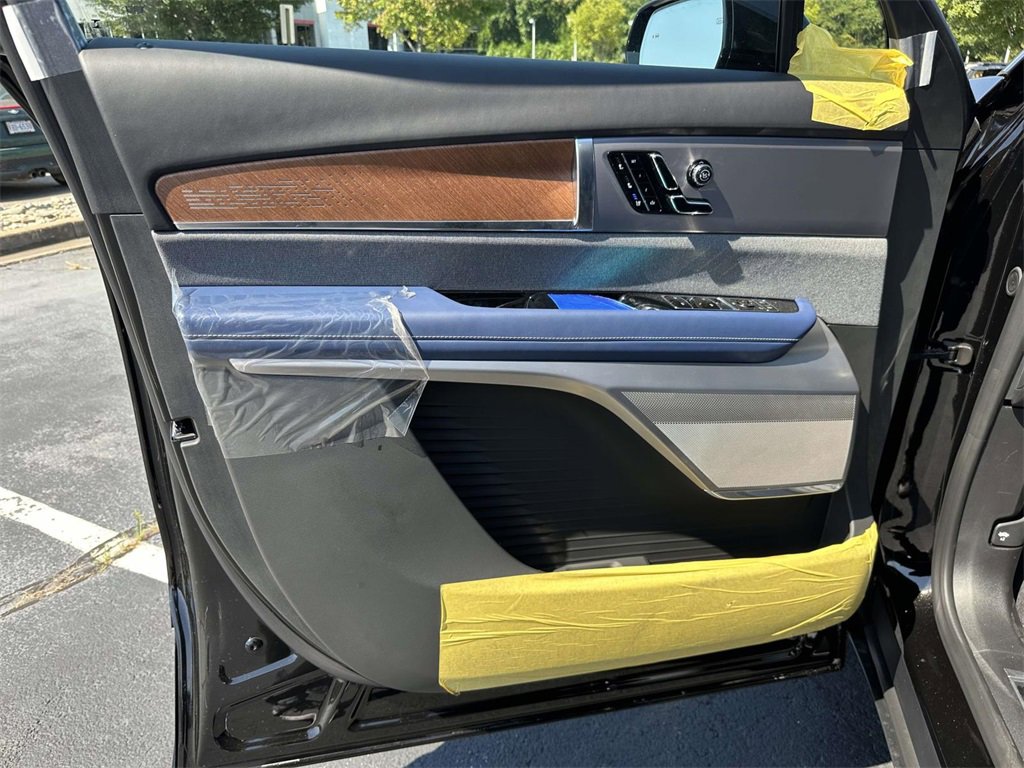 New 2026 Cadillac Vistiq Premium Luxury image 14