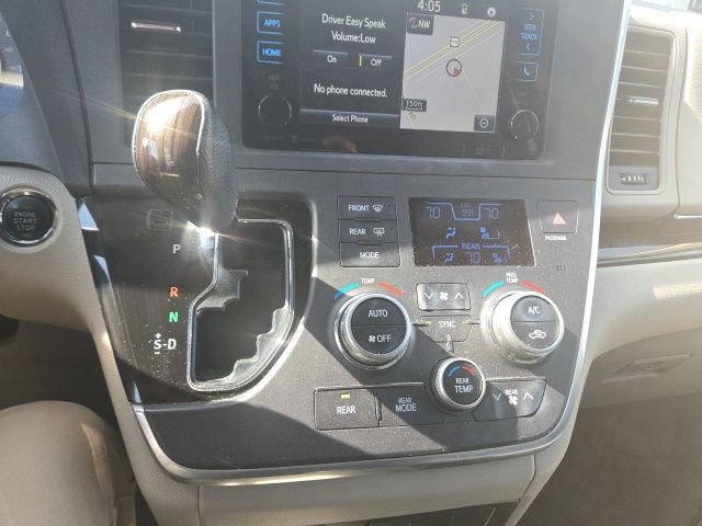 Used 2015 Toyota Sienna XLE w/ XLE Navigation Package AWD/4WD image 20