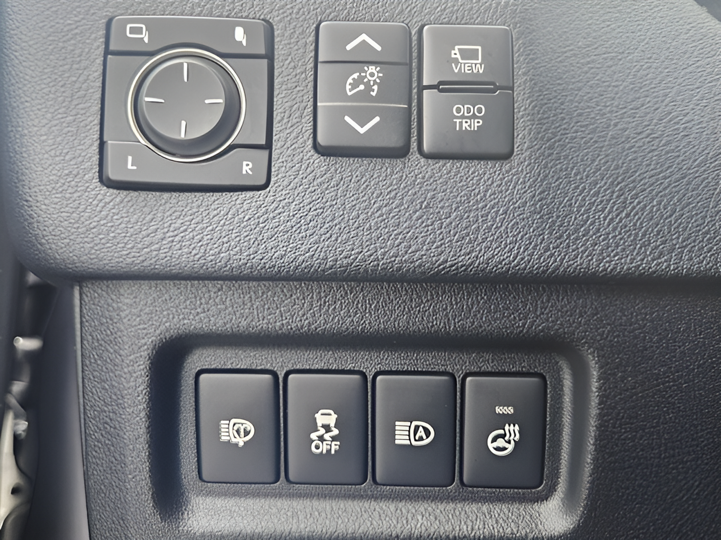 Certified 2023 Lexus GX 460 Luxury w/ Accessory Package AWD/4WD image 29