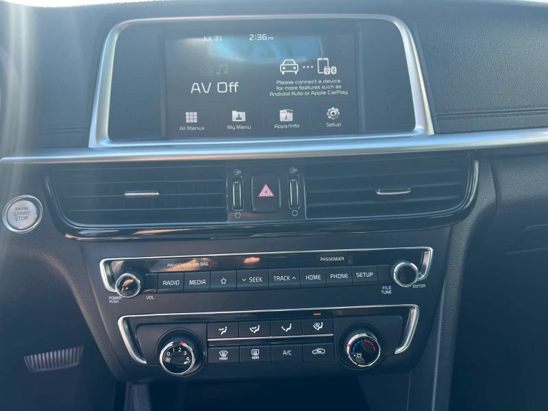 Used 2020 Kia Optima SE FWD image 24