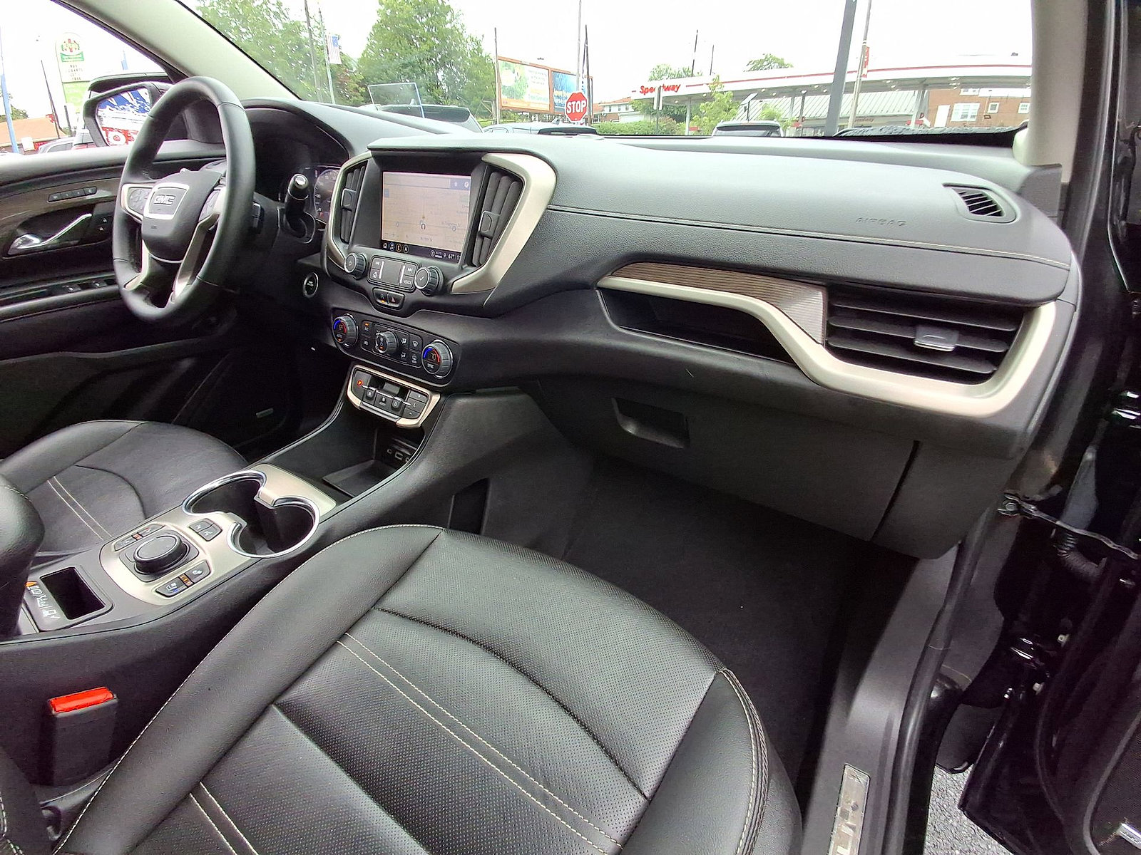 Used 2023 GMC Terrain Denali image 37