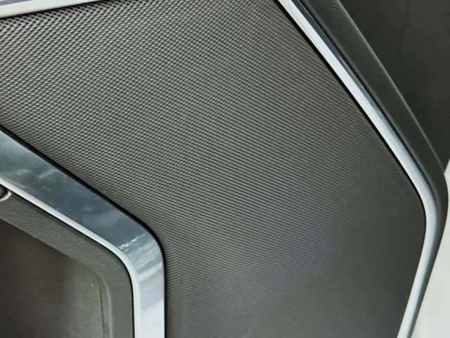 Used 2025 GMC Sierra 2500 SLT image 22