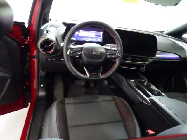 Used 2025 Chevrolet Equinox EV RS w/ Convenience Package II image 5