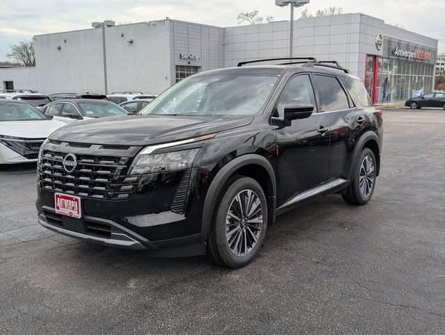 New 2026 Nissan Pathfinder Platinum w/ Cargo Package AWD/4WD image 5