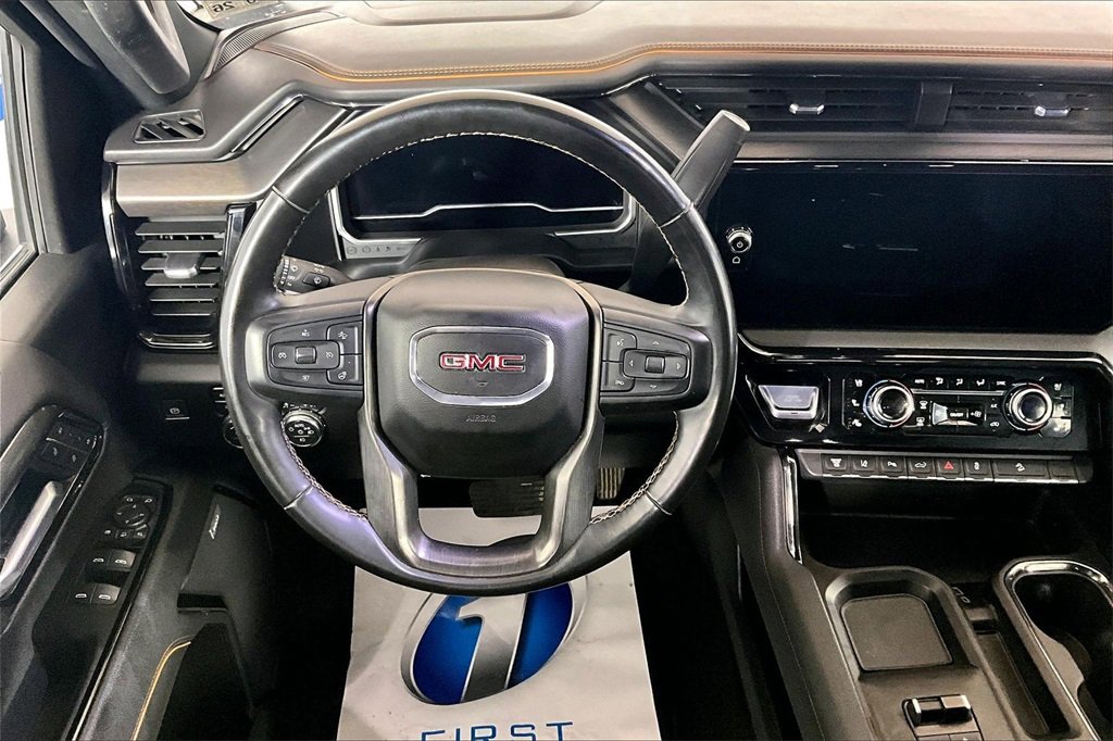 Used 2024 GMC Sierra 2500 AT4 w/ AT4 Premium Plus Package image 5