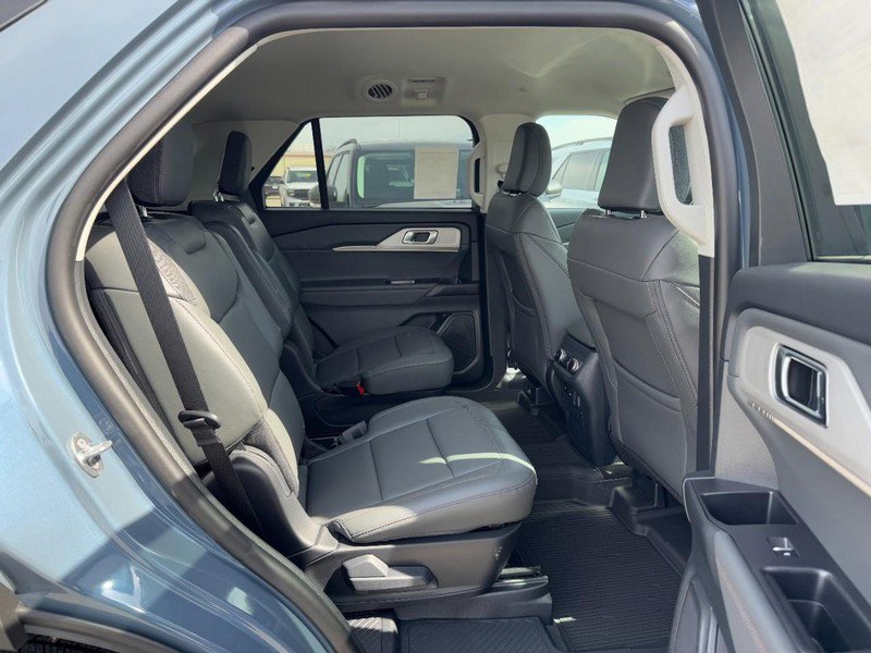 New 2026 Ford Explorer Active w/ Active Comfort Package image 5