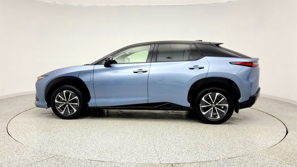 Used 2023 Lexus RZ 450e Premium w/ Accessory Package (2T) AWD/4WD image 8