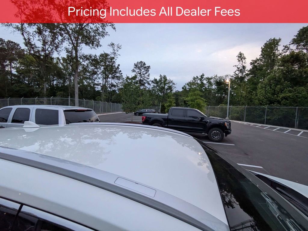 Used 2021 Toyota Venza XLE w/ Softex Package AWD/4WD image 11