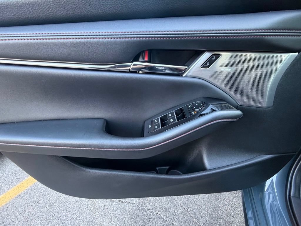 Used 2023 MAZDA MAZDA3 s FWD image 20