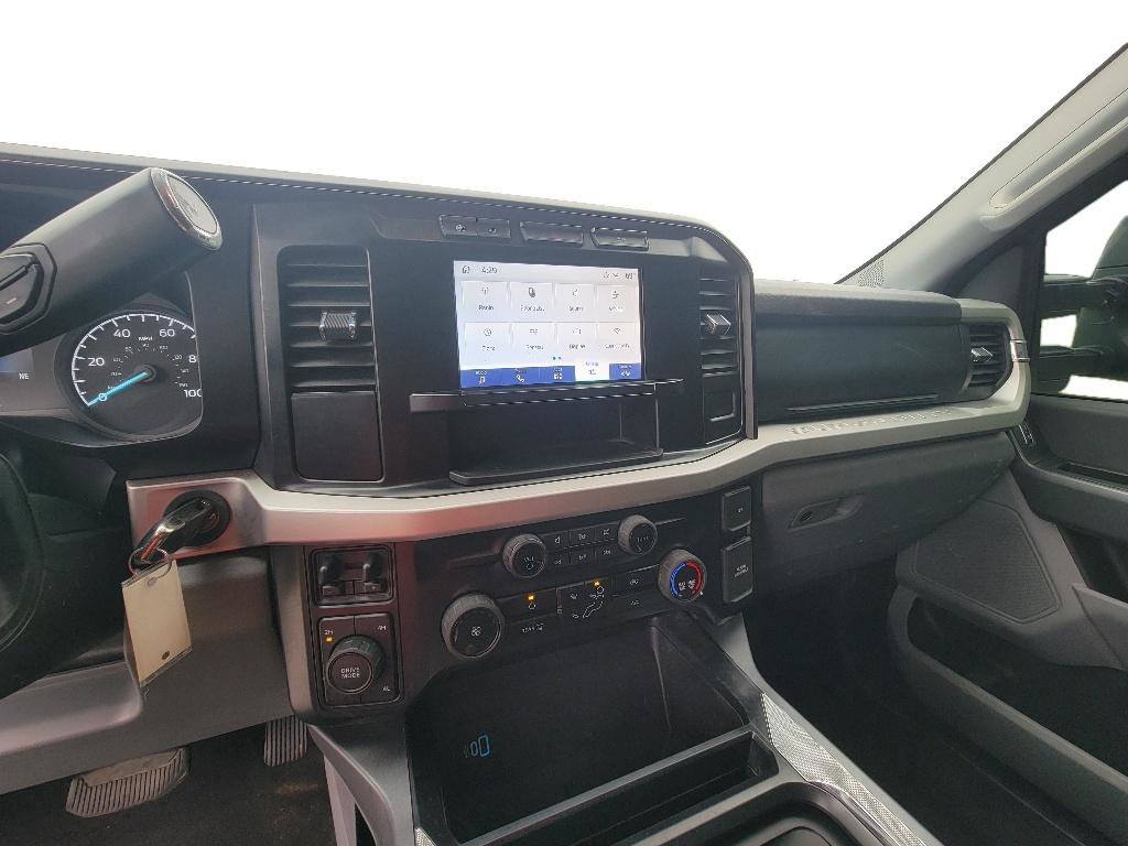 Used 2024 Ford F350 XLT w/ 360-Degree Camera Package AWD/4WD image 17