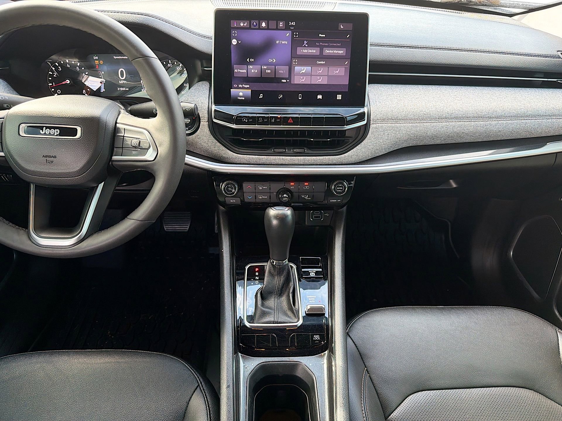 Used 2023 Jeep Compass Latitude image 19