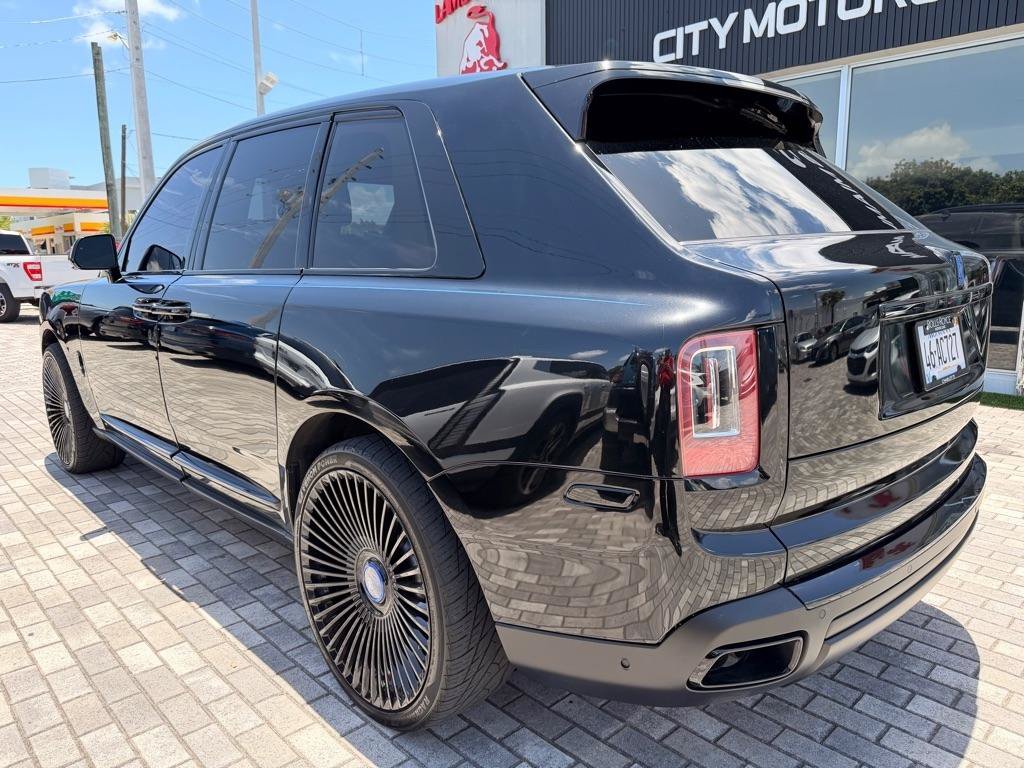 Used 2022 Rolls-Royce Cullinan AWD/4WD image 5