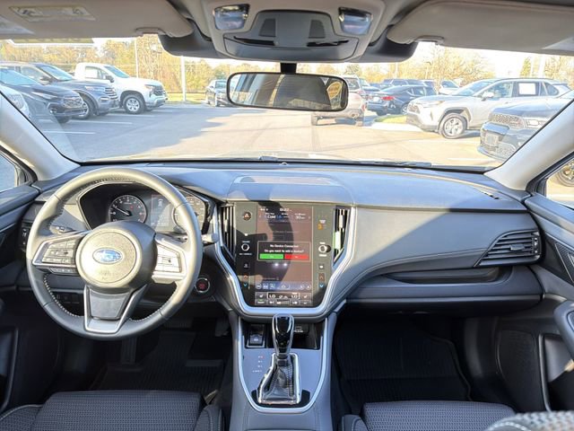 Used 2025 Subaru Outback Premium image 22