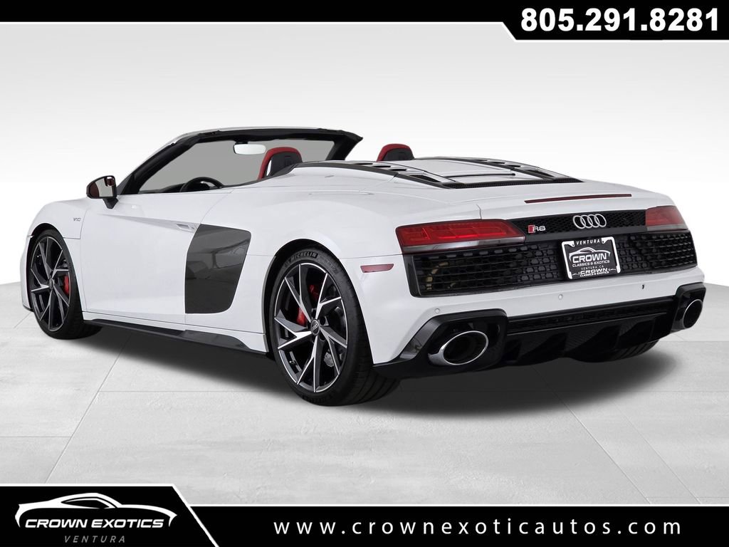 Used 2022 Audi R8 V10 w/ Carbon Exterior Package RWD image 5