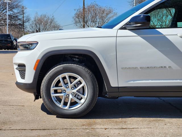 New 2026 Jeep Grand Cherokee Laredo AWD/4WD image 6