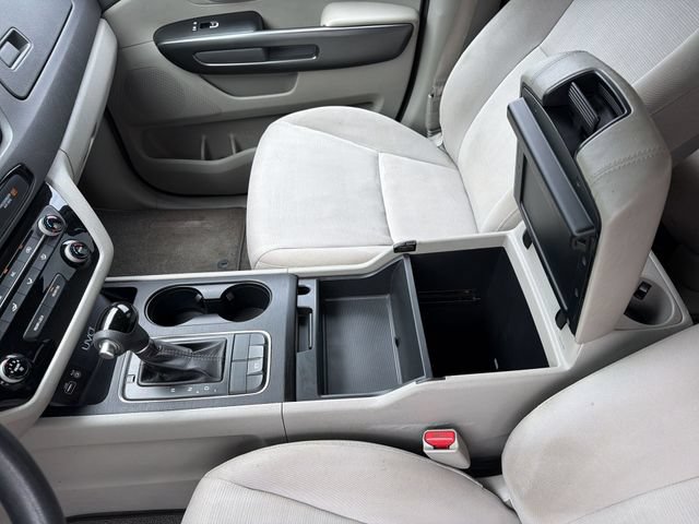 Used 2015 Kia Sedona LX FWD image 22
