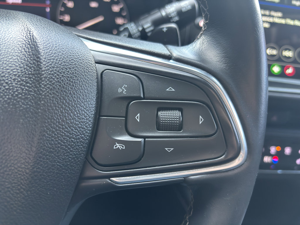 Used 2022 Buick Envision Preferred AWD/4WD image 16