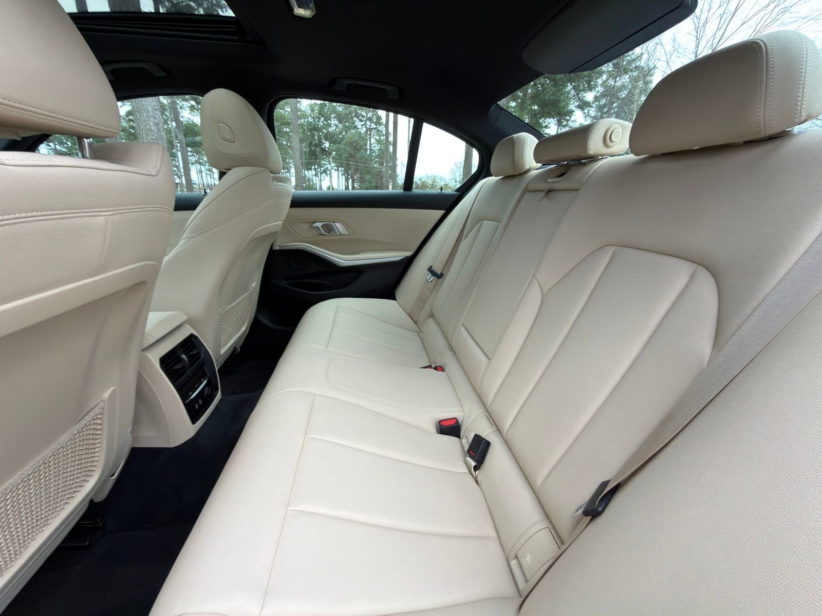 Used 2020 BMW 330i Sedan image 14