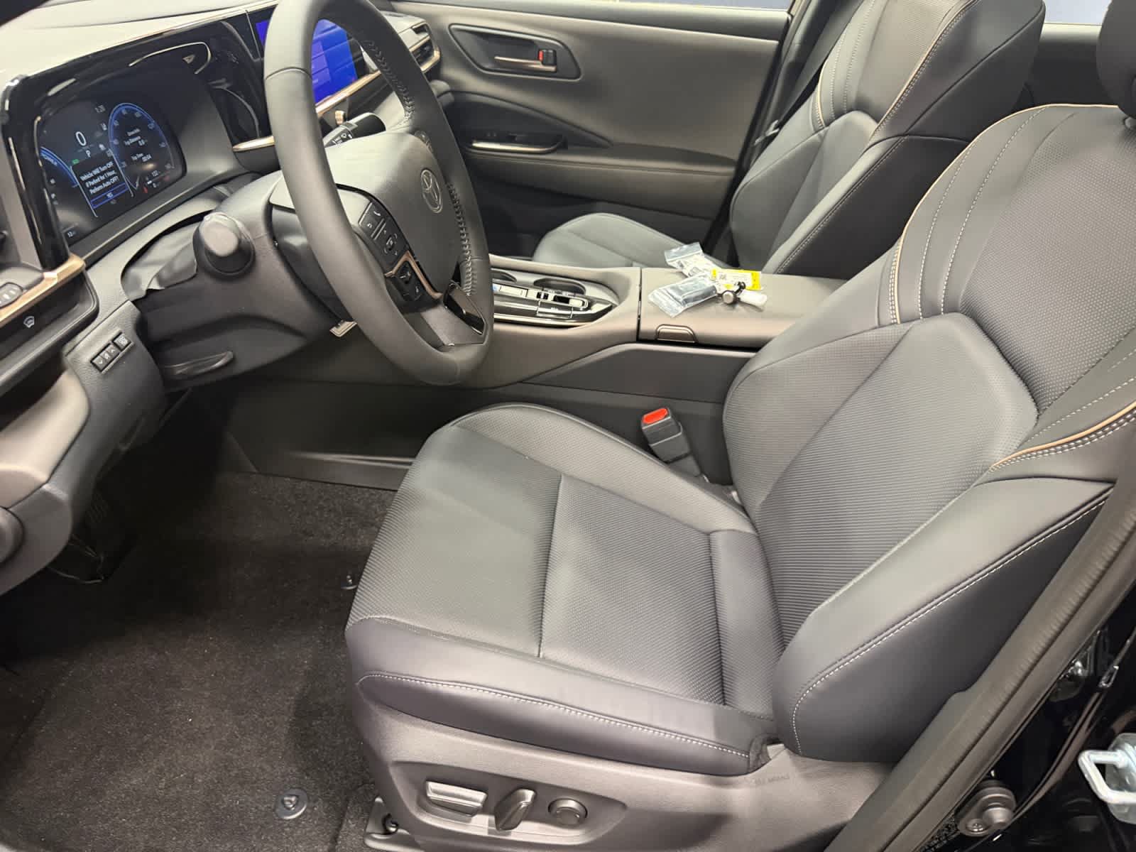 Used 2026 Toyota Crown AWD/4WD image 15