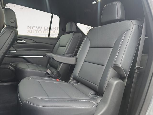 New 2026 Chevrolet Traverse LT w/ Driver Confidence Package FWD image 13