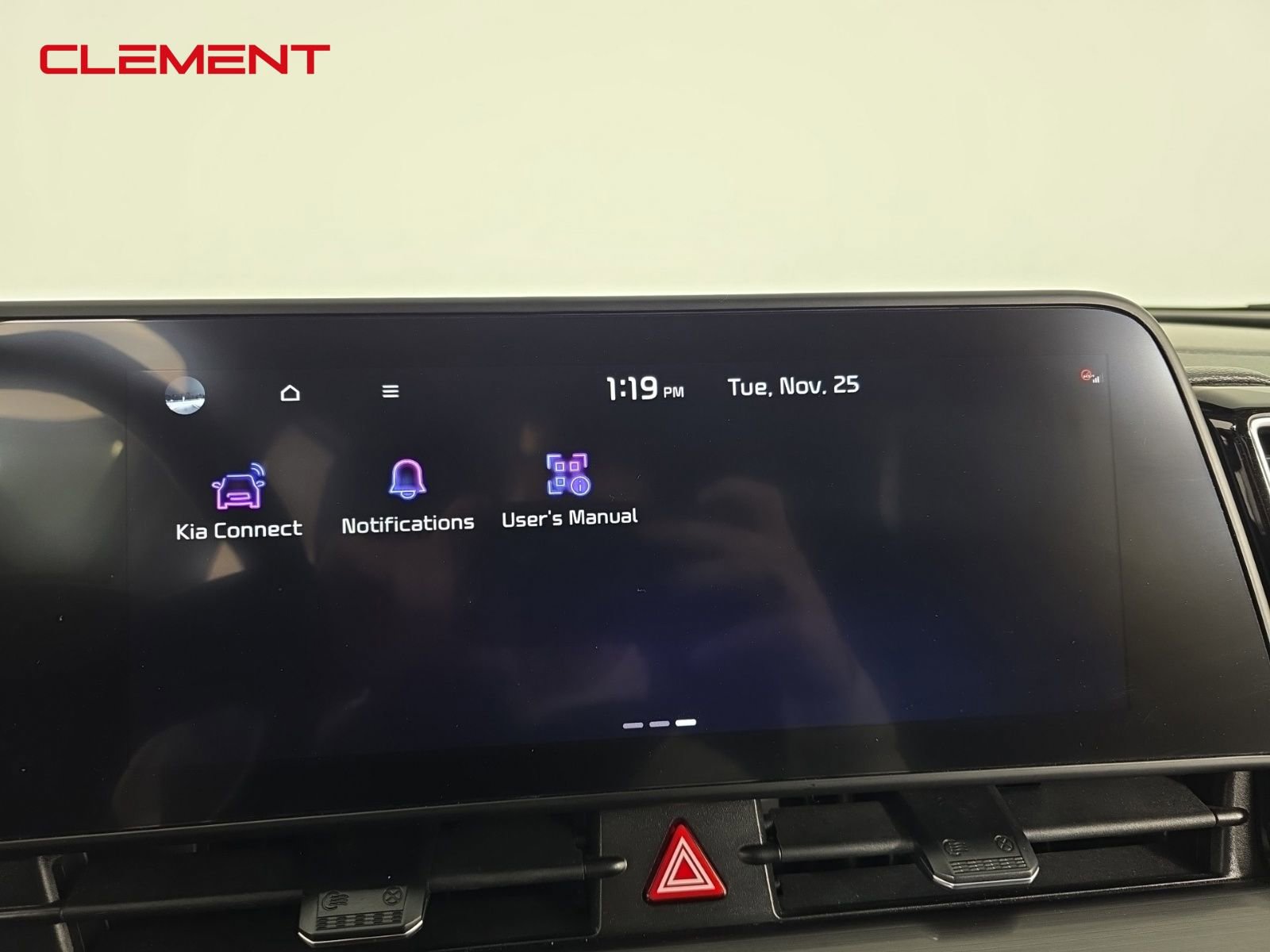 Used 2023 Kia Sportage EX image 17