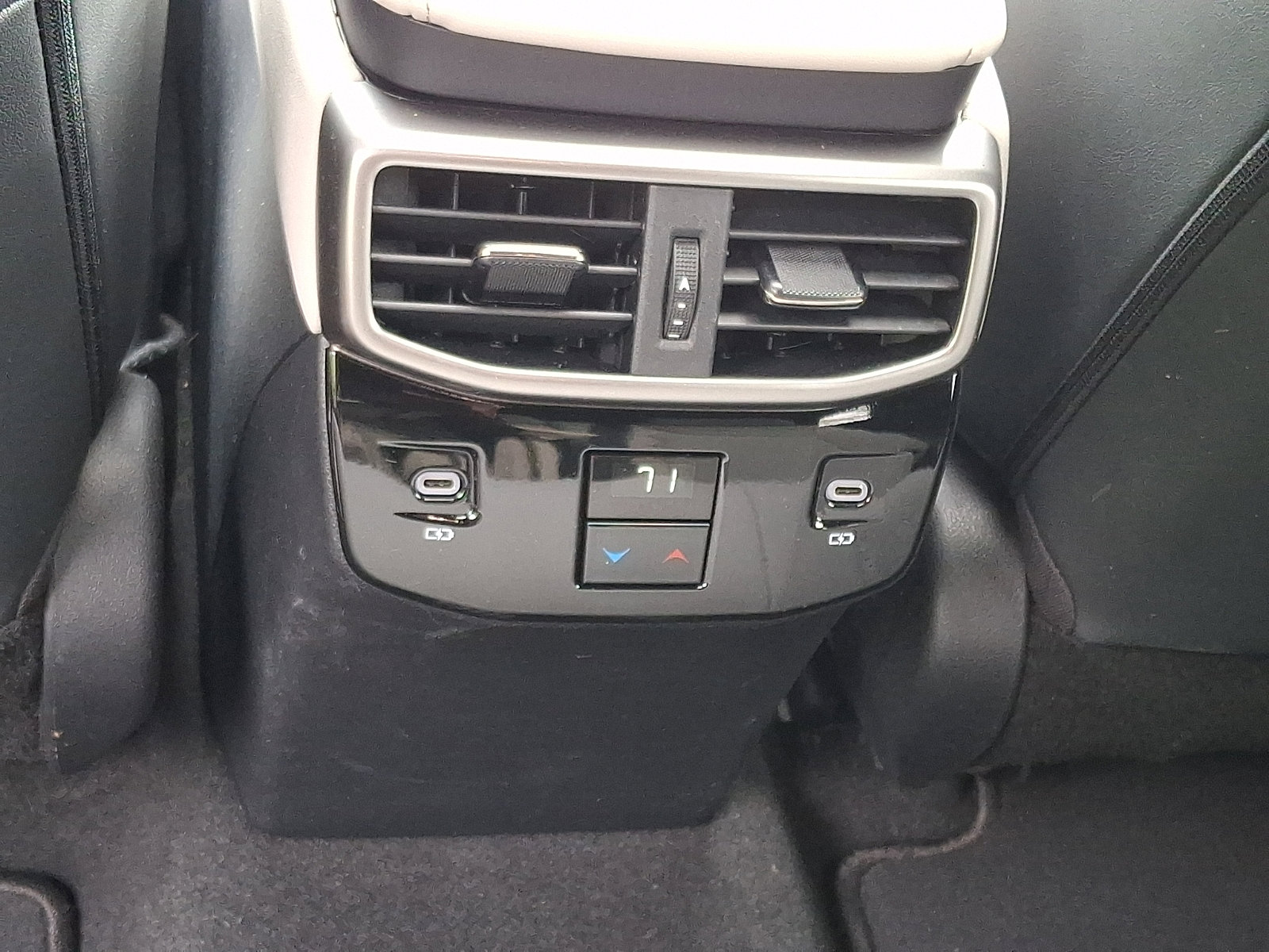 Used 2023 Lexus RX 350 Premium w/ Accessory Package AWD/4WD image 11